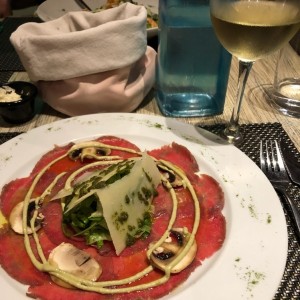 Carpaccio de salmon