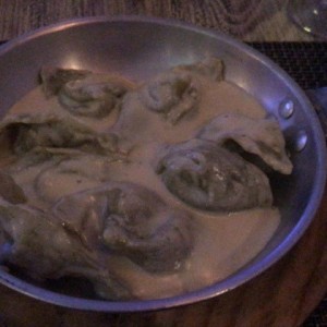 Tortellini , queso ricota y espincanas . ?