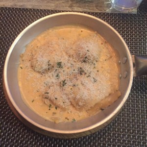 ravioli de salmon