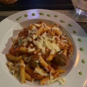 Penne Albondigas a la Nona