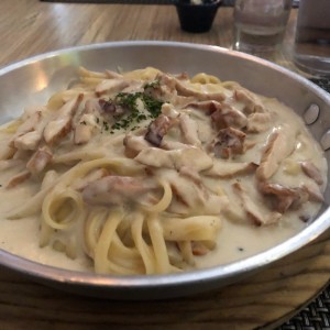 4 queso con extra de pollo 