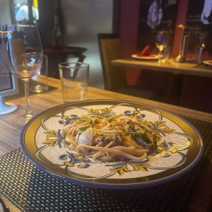 Linguinni Frutti Di Mare