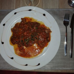 Ossobuco de res