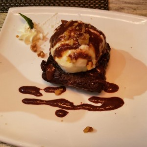 Postres - Brownie con Helado