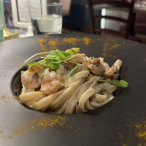 Linguinni Frutti Di Mare