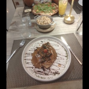 Pechuga de Pollo al Funghi