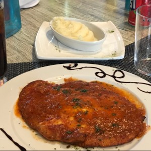 Milanesa de Pollo a la Parmesana