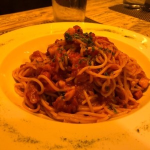 espaguetti en salsal matricciana