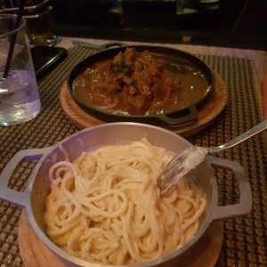Strogonoff de Res con pasta a la crema