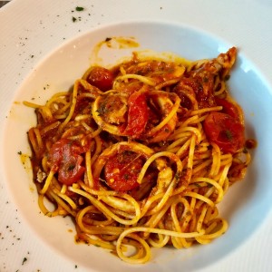 Linguini Fruti di Mare Salsa Pomodoro