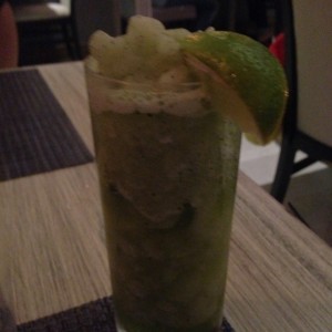 limonada de hierba buena