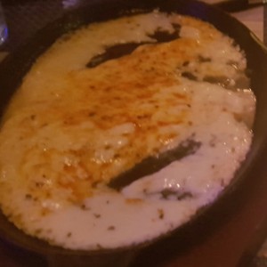 Antipasti - Provoletta Strega