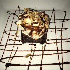 Postres - Brownie con Helado