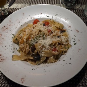 Pappardelle a la Santorini