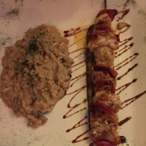 Brocheta de Mero al Grill con Risotto