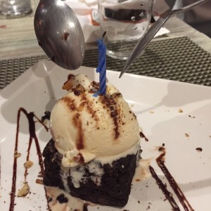 Postres - Brownie con Helado