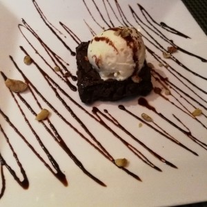 Postres - Brownie con Helado