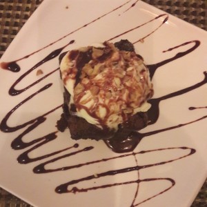 Postres - Brownie con Helado