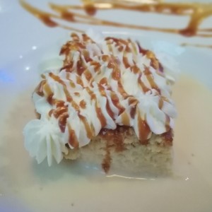 Tres leches de Baileys