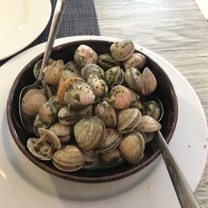 Antipasti - Vongole Al Olio