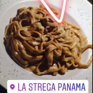 Fettuccine a la Strega