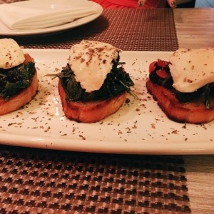 Antipasti - Bruschetta Strega
