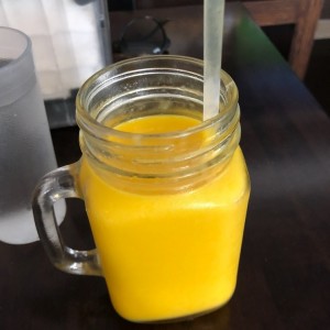 jugo de mango natural