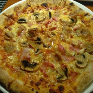 Pizzas - Napoletana