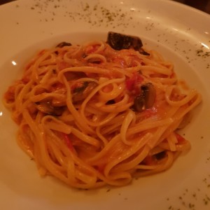 pasta con hongos