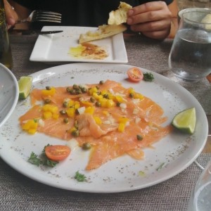 Carpaccio de salmon