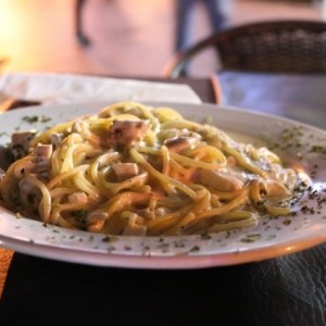 spagetthi Alfredo con Pollo