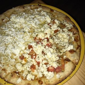 mitad manzana - mitad feta con tomate