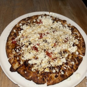 Tomate y queso feta y miel