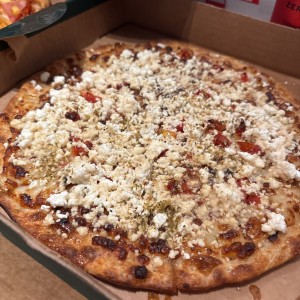 Tomate y queso feta y miel