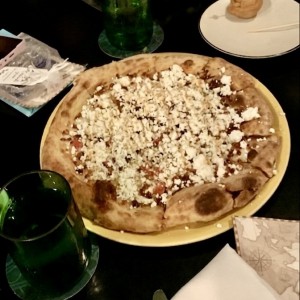 Tomate y queso feta y miel, mi favorita