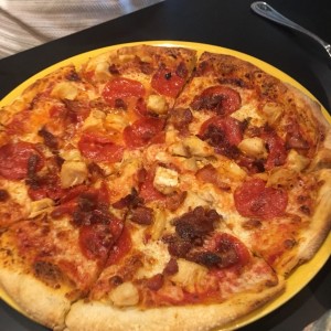 Pizzas - Cuatro carnes