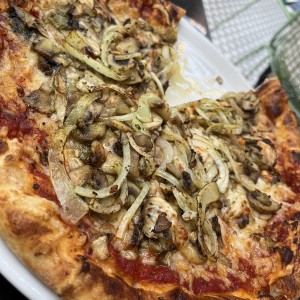 Pizzas - Pizza Fugazzeta 14"