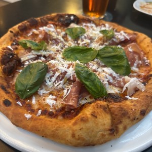 Pizza de prosciutto