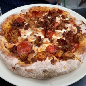 Pizza 4 carnes