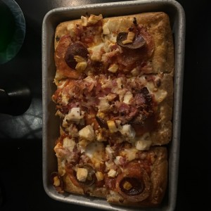 Pizzas 9" - Cuatro Carnes