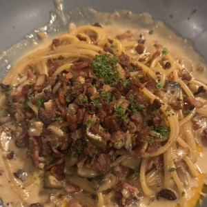 Pasta de hongos