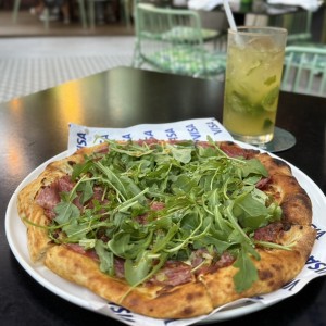 Arugula y Tomate cherry