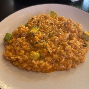 Risoto de aguacate con langostinos 