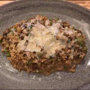 Risotto con hongos y esparragos