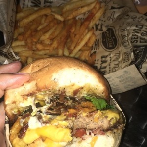 la putim concursante del burguer week