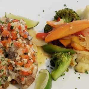 Pedcado con Vegetales
