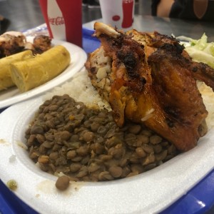 Pollo Asado - Platanos Asados - Arroz - Lentejas