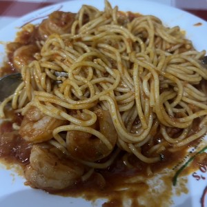 Spaguetti con camarones