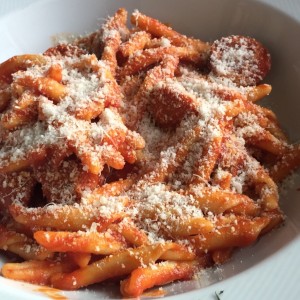 pasta con salchicha Italiana
