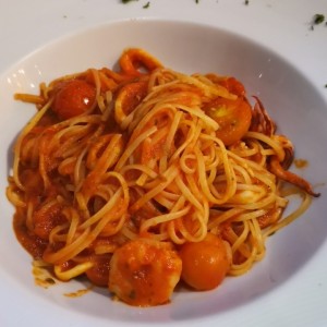 pastas con fruti de mare